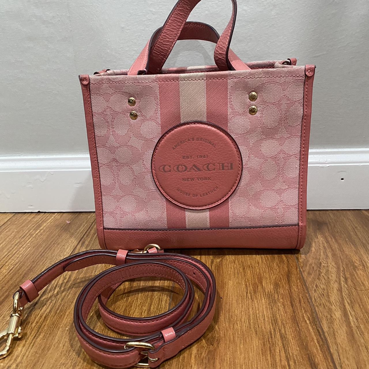 Coach Light newest Pink Dempsey 22