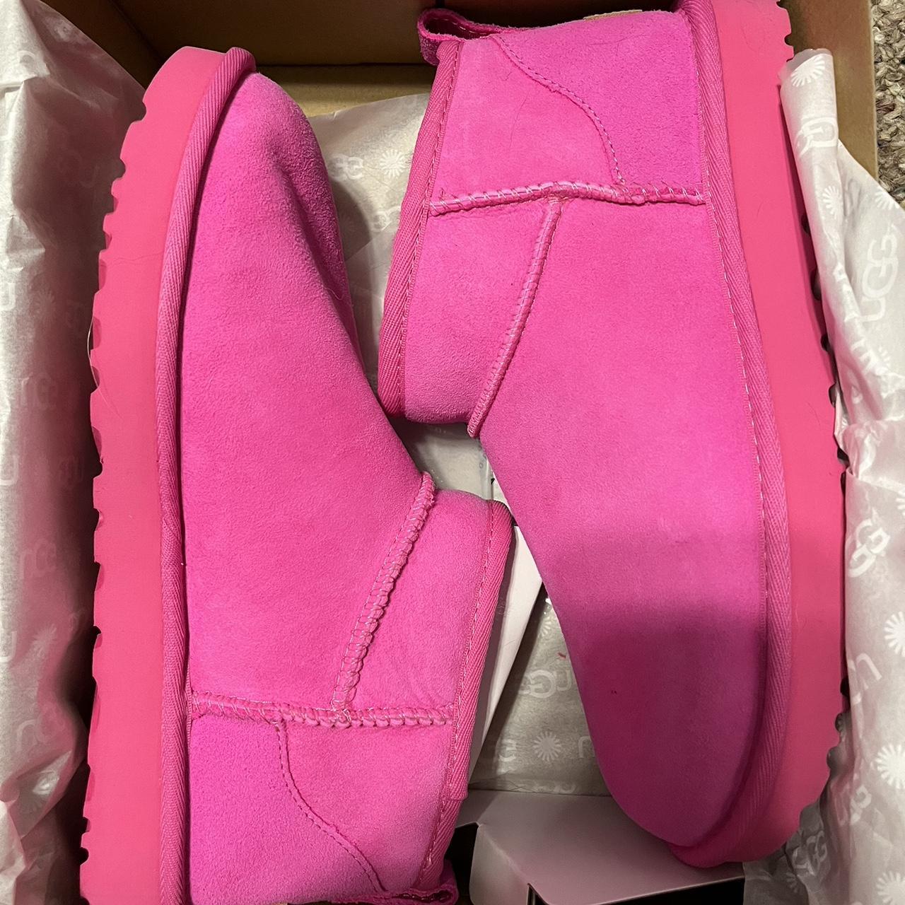 Uggs best sale hot pink