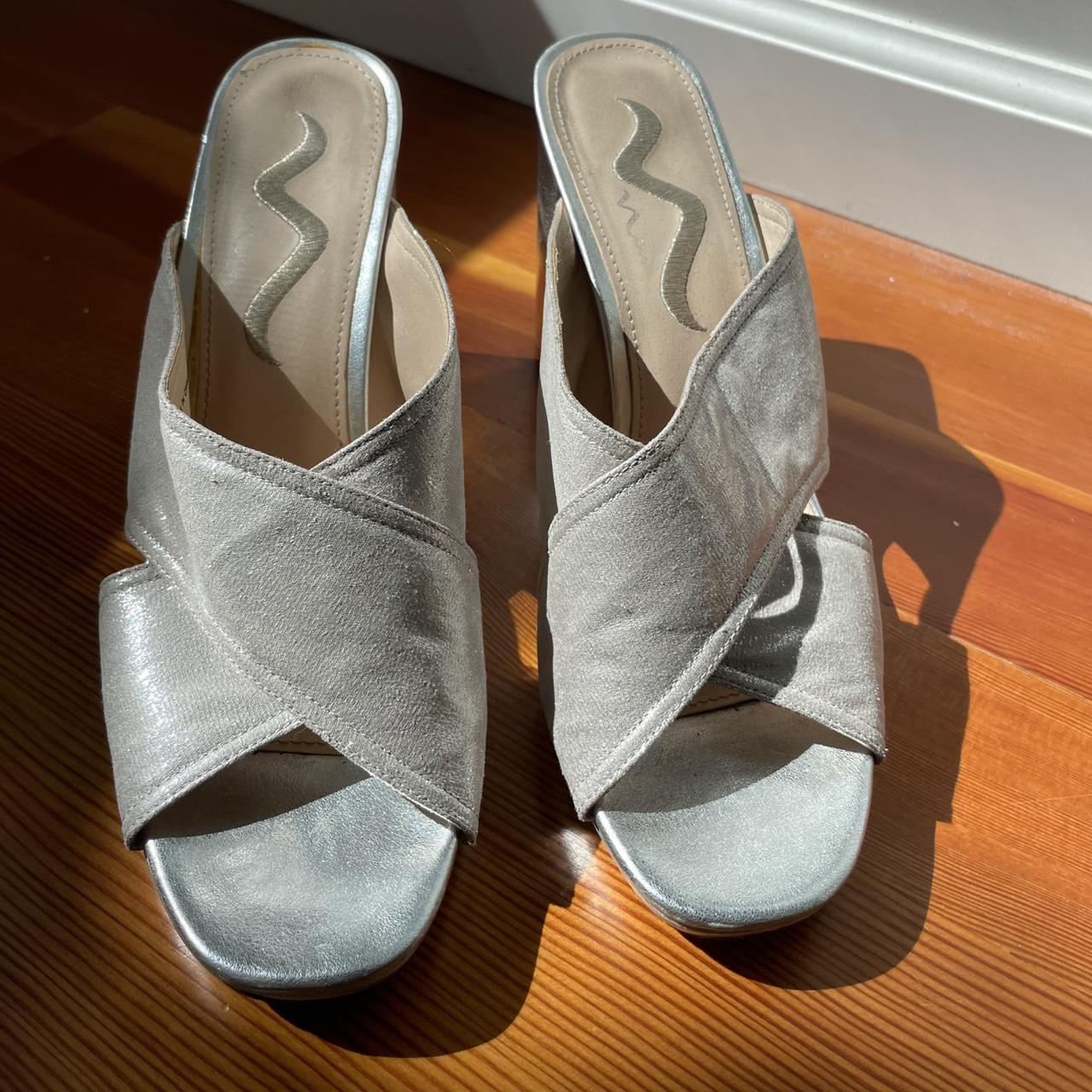 item listed by lambell2525