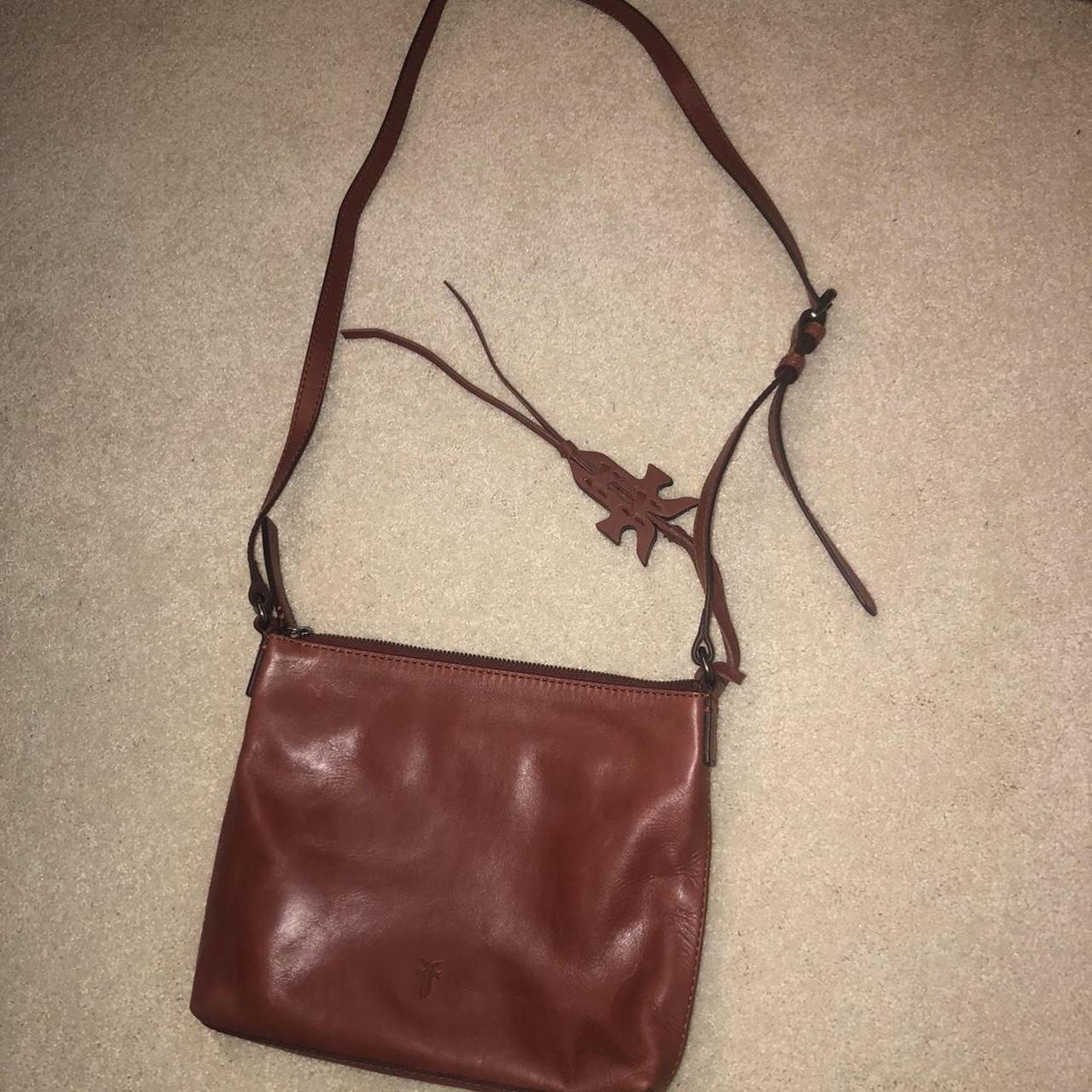 Frye carson discount leather crossbody bag