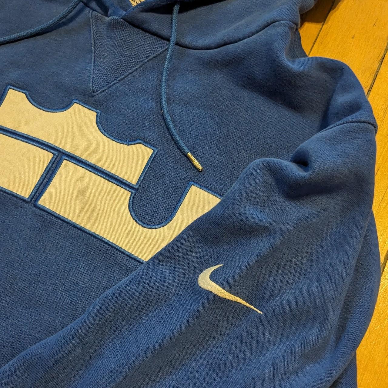 Vintage Nike Lebron James Hooded Sweatshirt - Depop