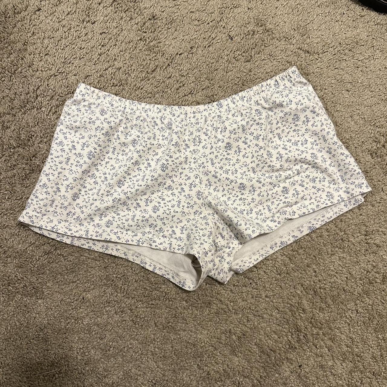 Brandy Melville Pj Shorts White With Blue Flowers Depop