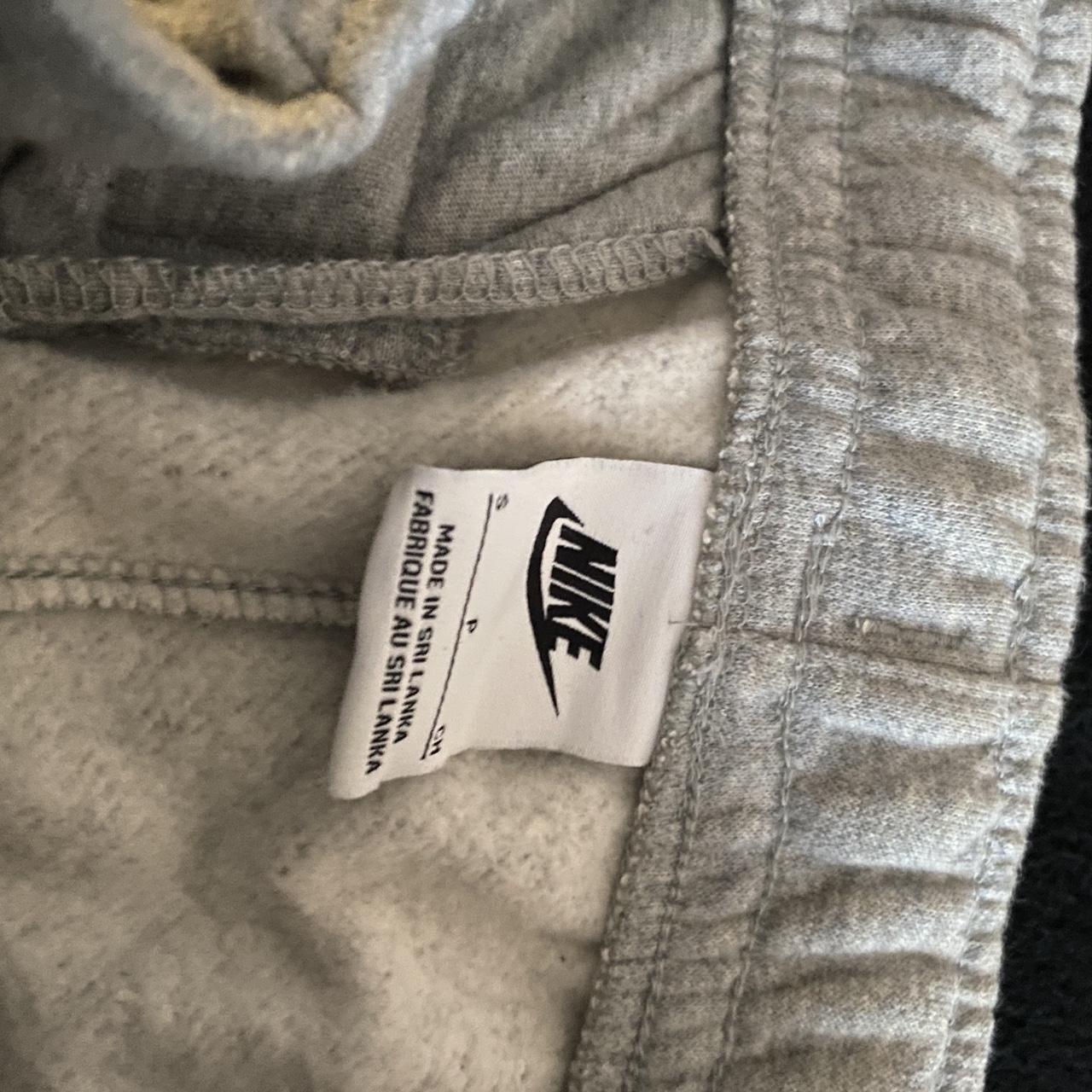 nike vintage t shirt price
