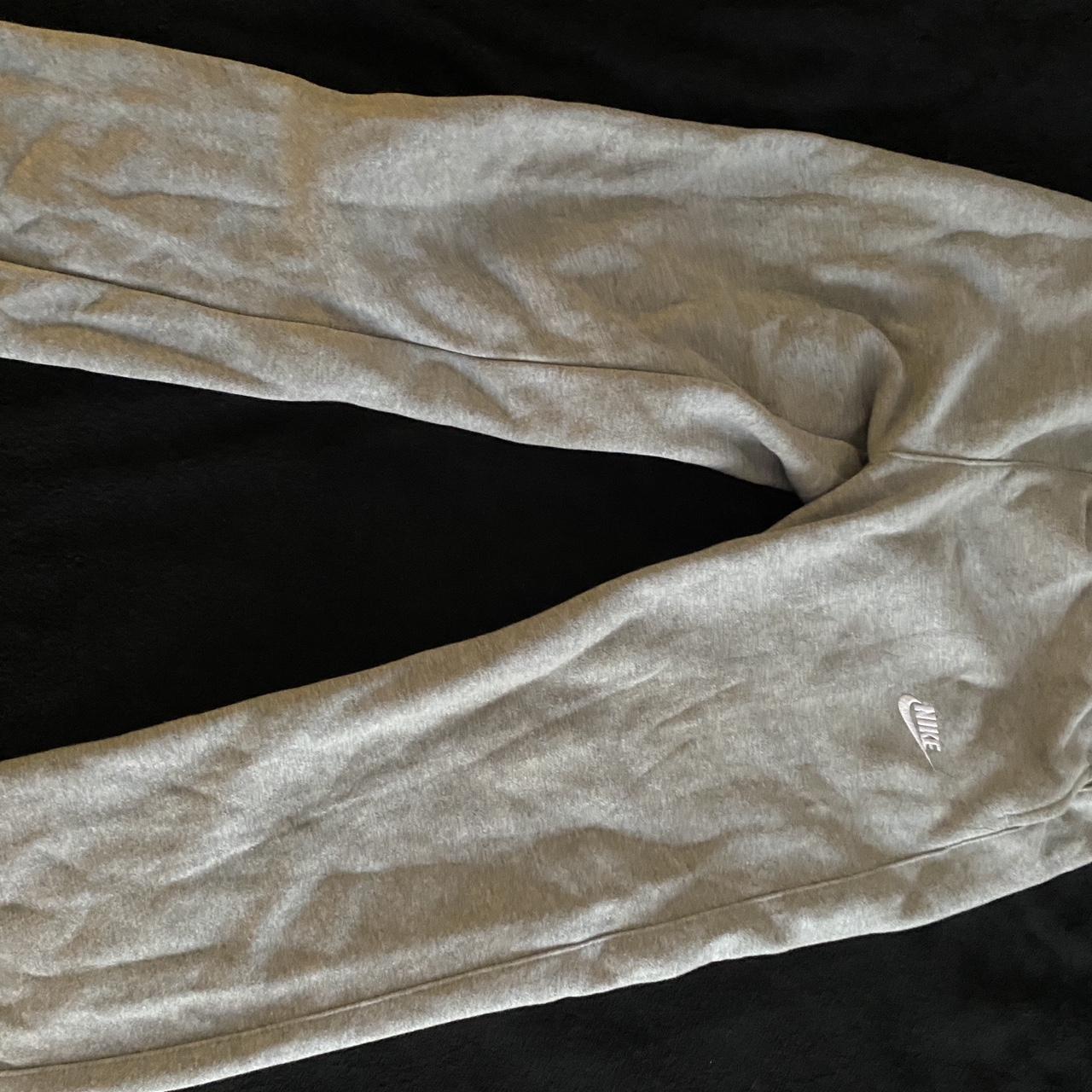 mens grey nike bottoms