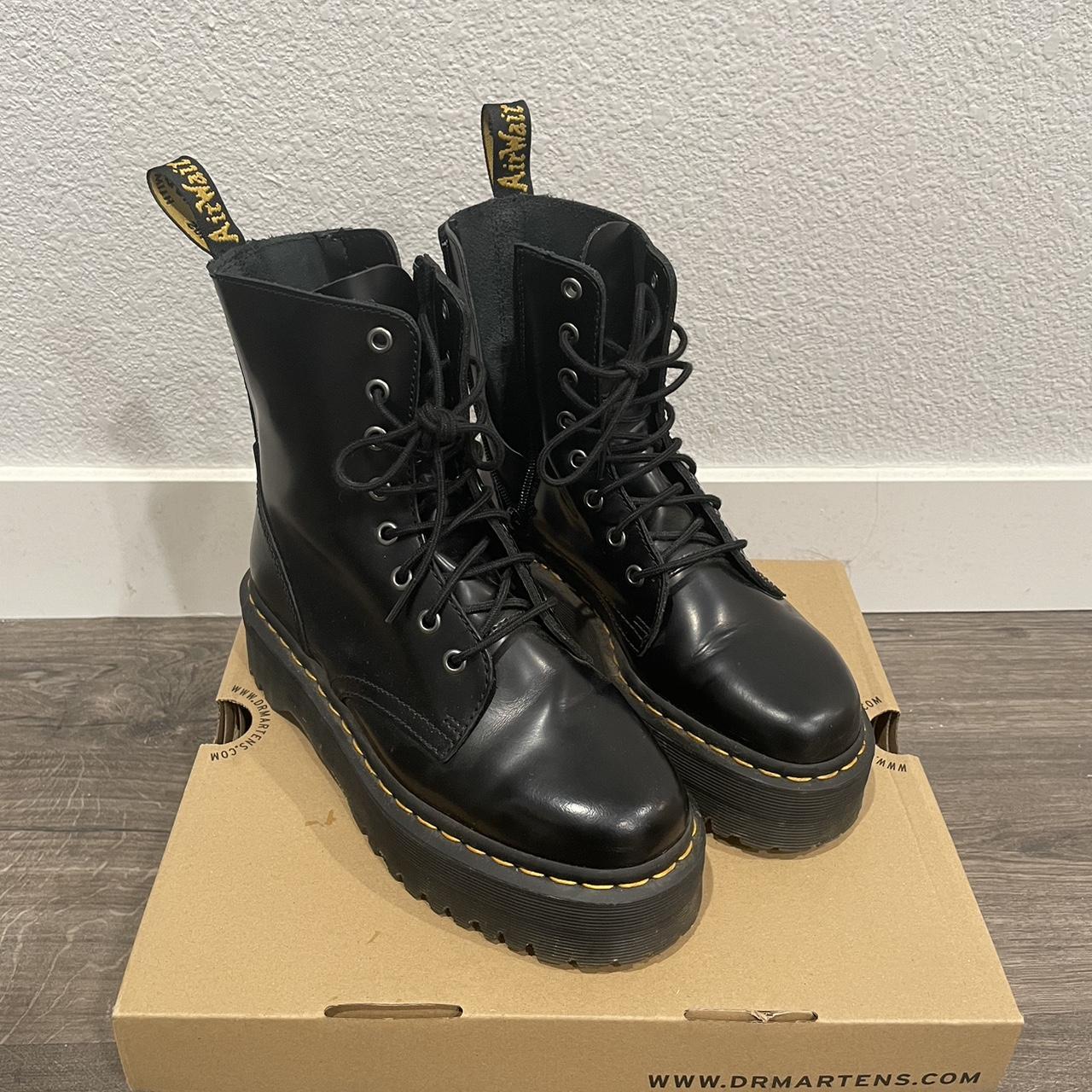 platform jadon doc martens