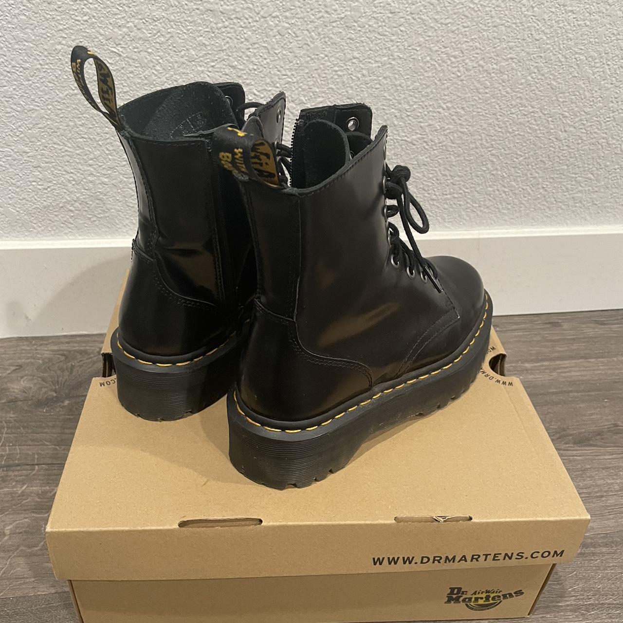 platform jadon doc martens