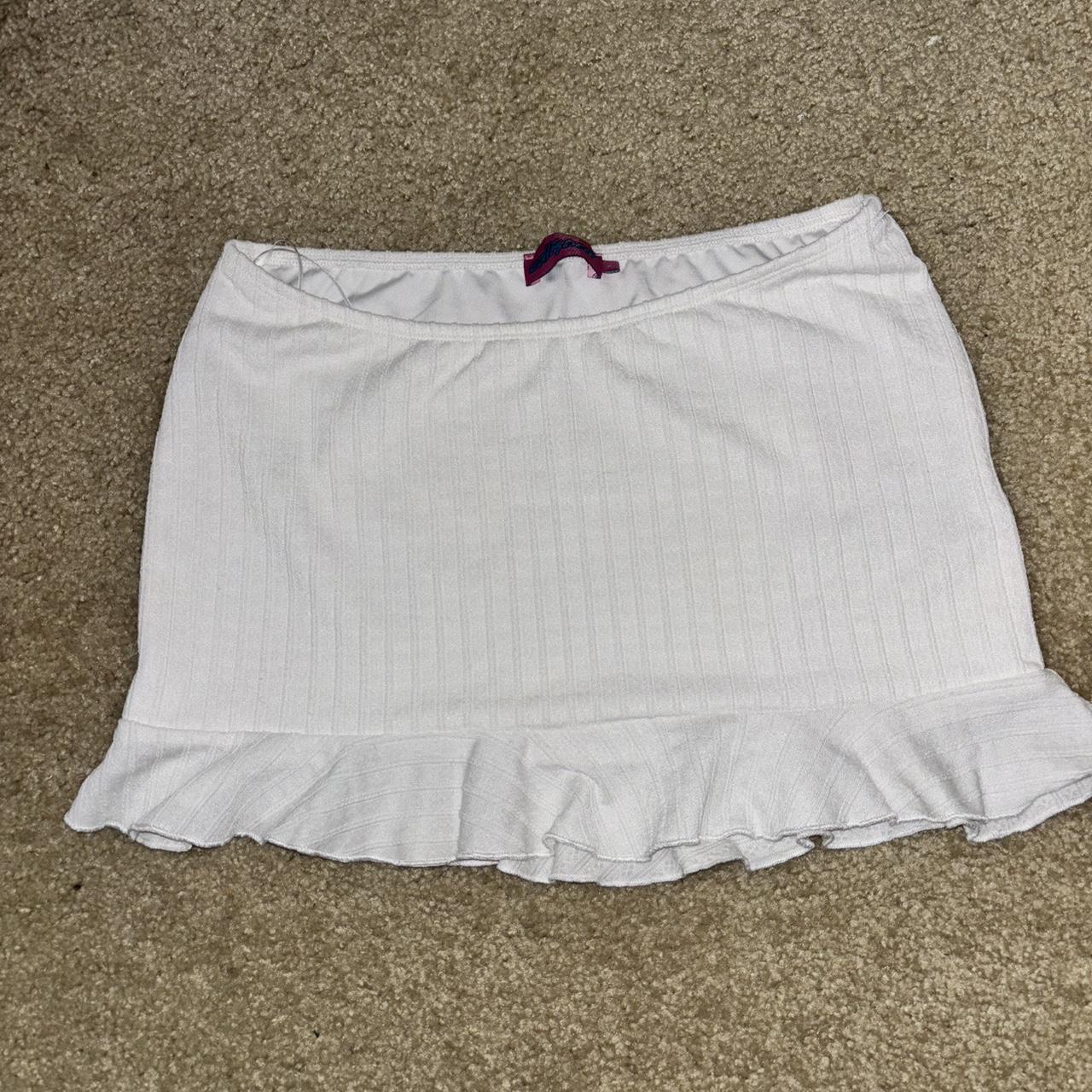 Edikted Women's Going out Skirt - White - S – nev… - image 2