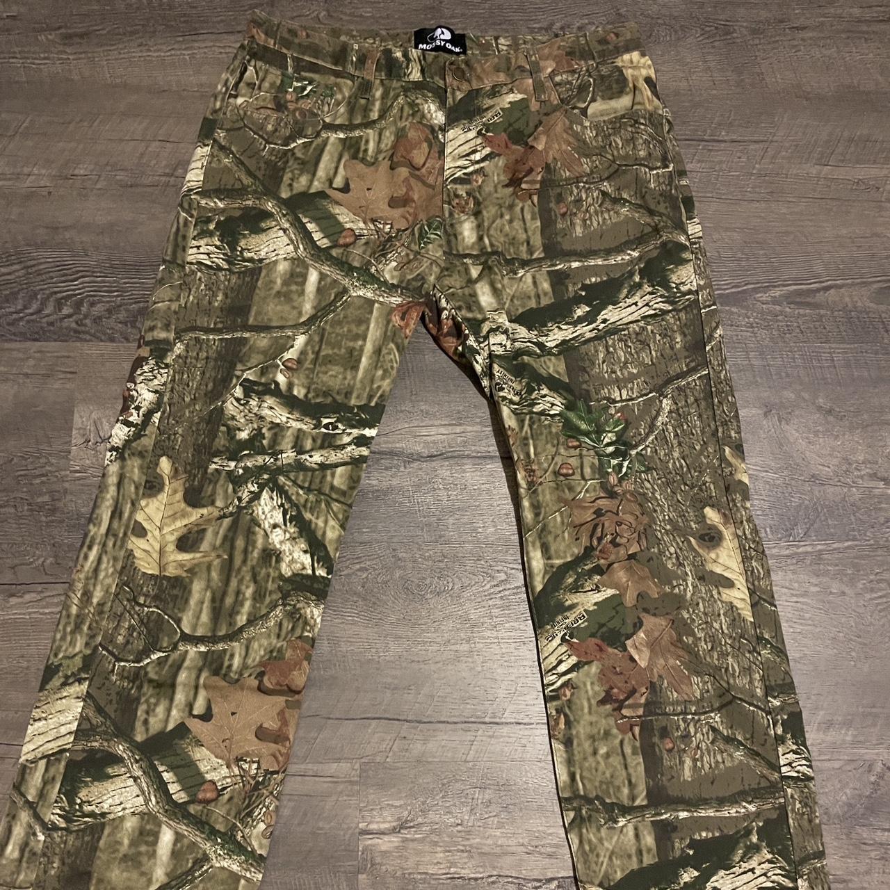 mossy oak real tree camo pants Size 38x30 Good... - Depop