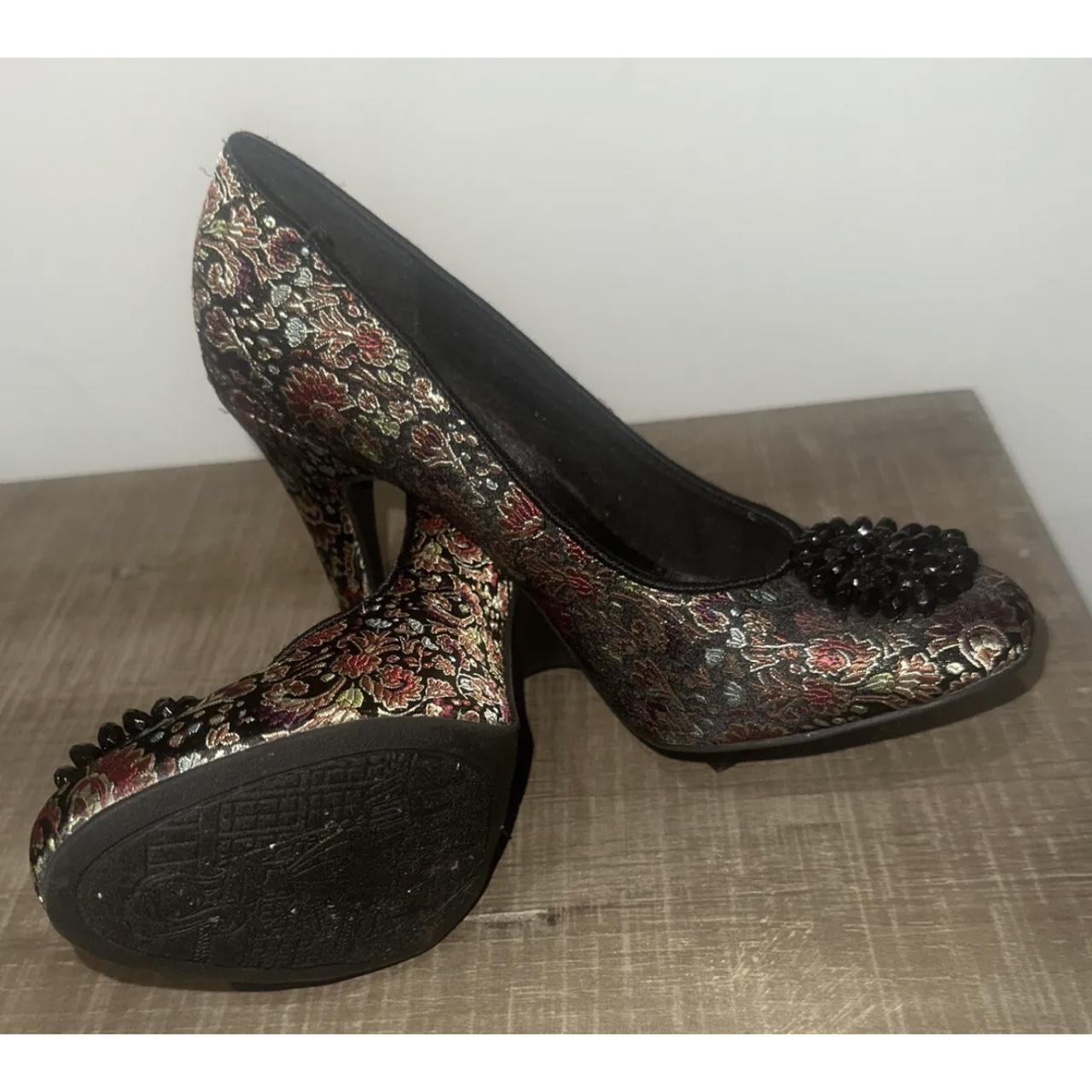 ROCKET DOG FAUX LEATHER PUMPS WITH FABRIC FLOWER - Depop