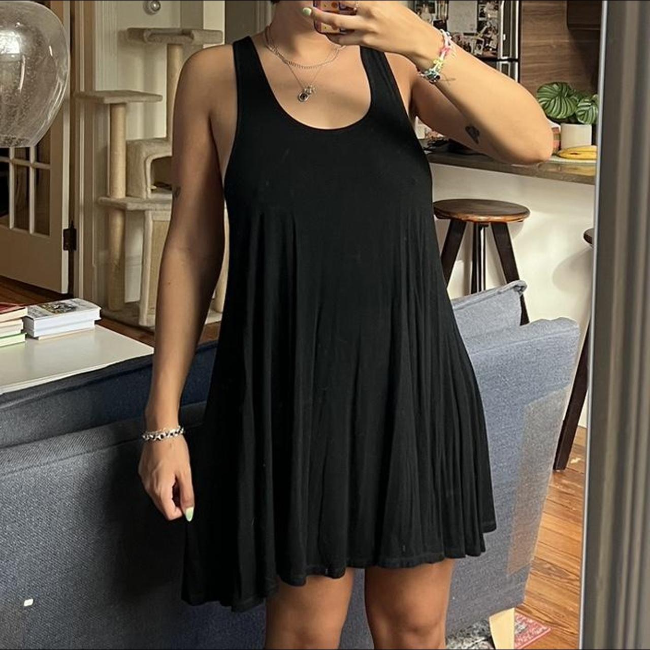 Brandy melville flowy dress hotsell