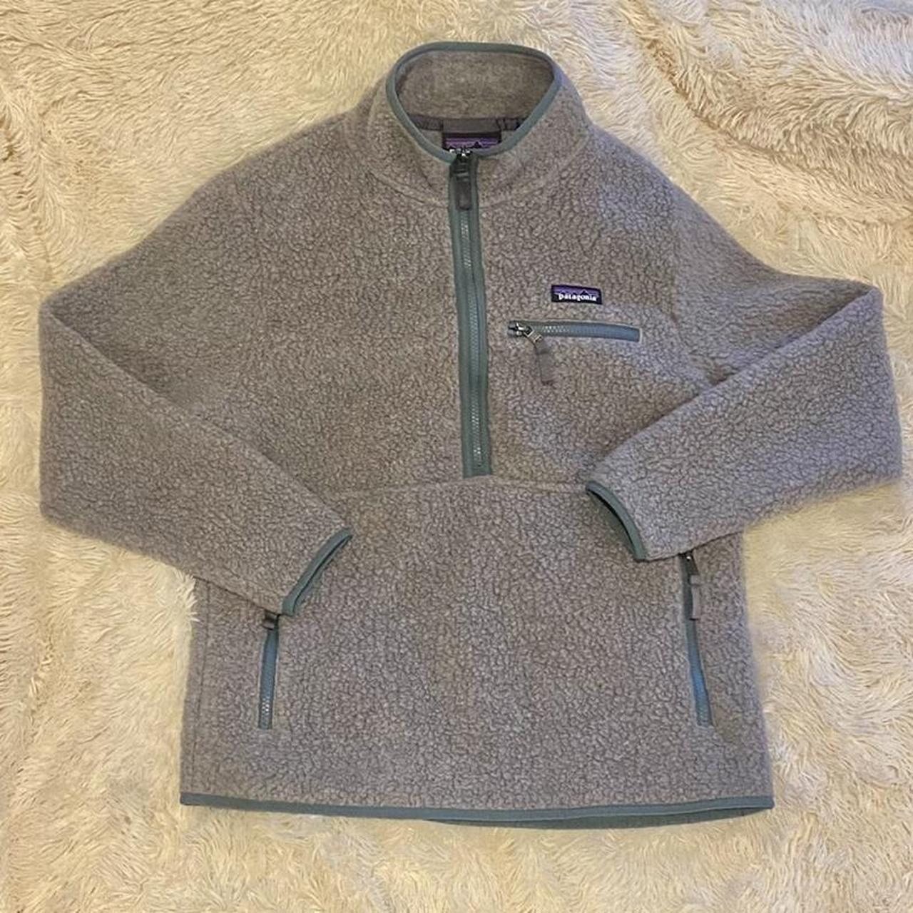 Women’s Patagonia Sherpa Grey oversized for smaller... - Depop