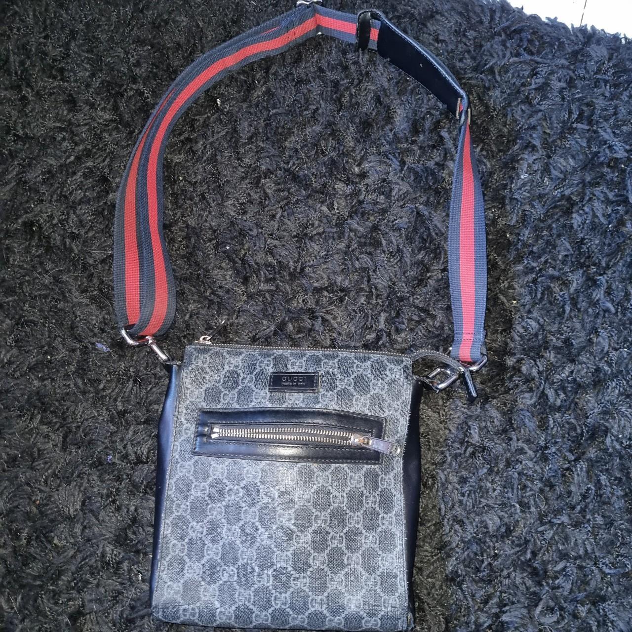 DAMAGED Gucci bag can be fixed fairly easily see