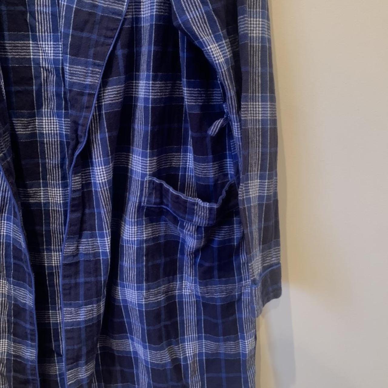 WOOLWORTHS dressing gown/robe in navy check print... Depop