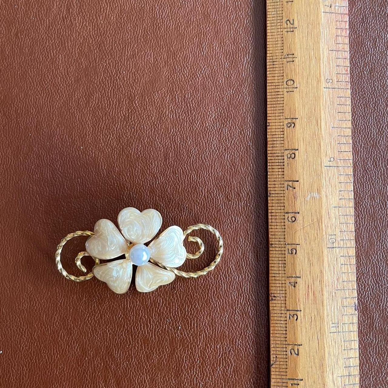 item listed by amisbeloved
