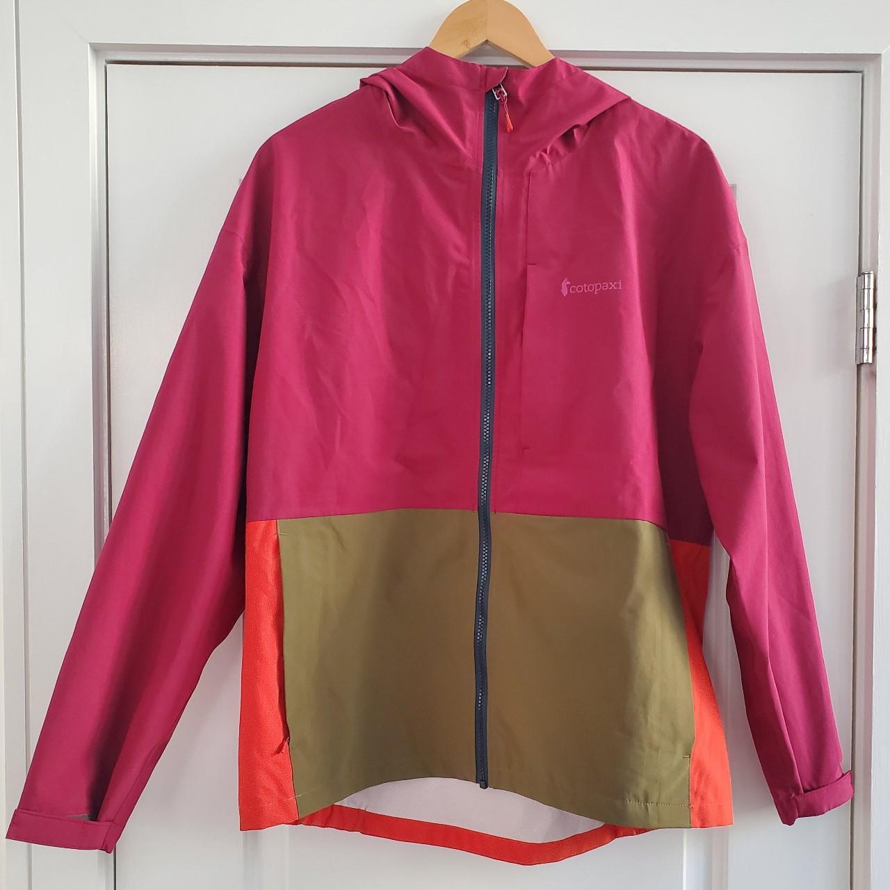 Cotopaxi rain shell size large women s Excellent. Depop