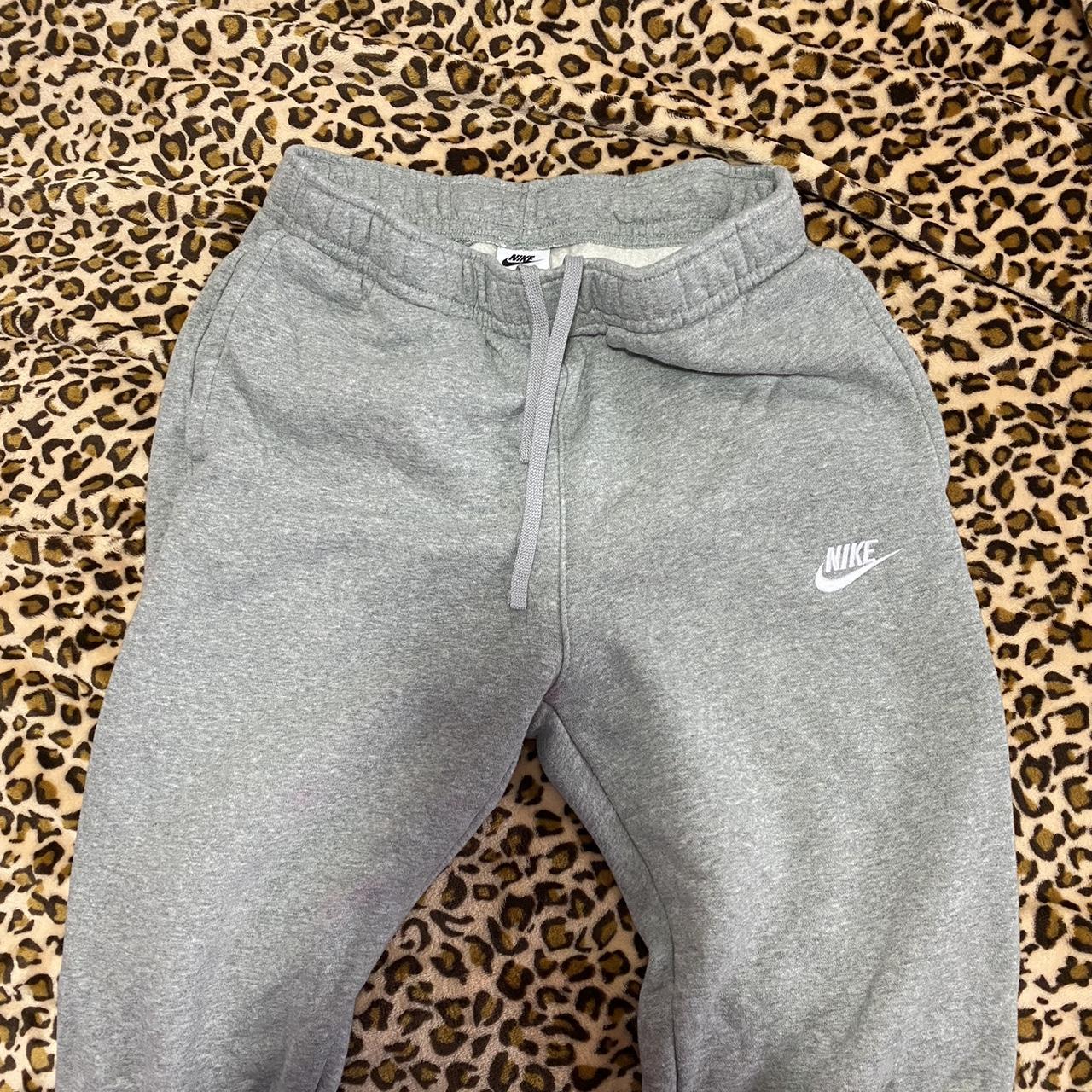 grey nike sweats size small - Depop