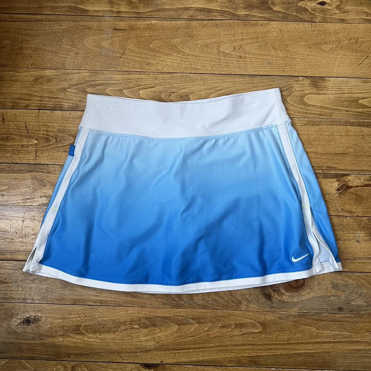 Nike Women's Blue and White Skirt Depop