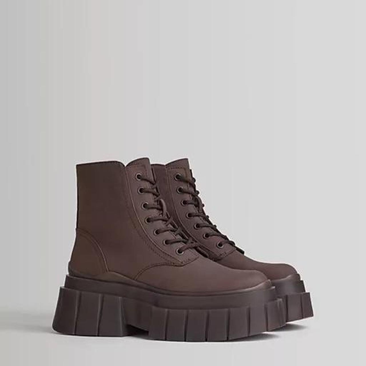 Bershka chunky lace outlet up boot