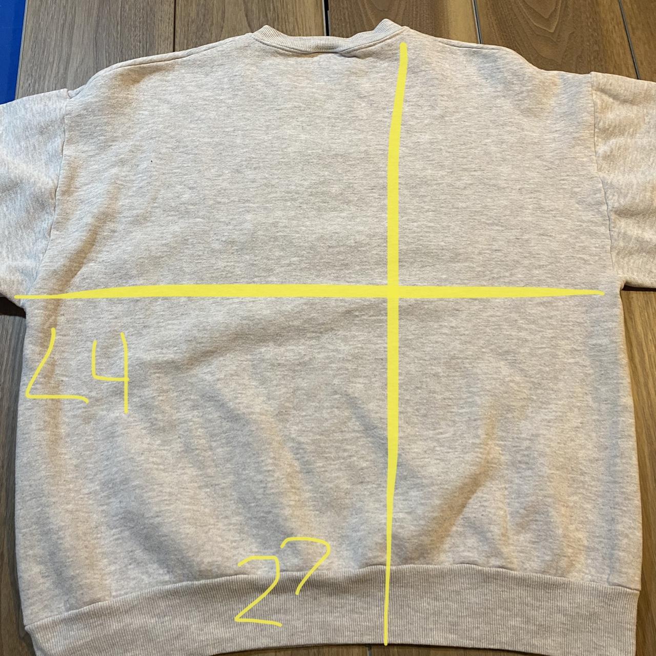 Vintage Sports Illustrated Gray Crewneck Sweater Sz... Depop