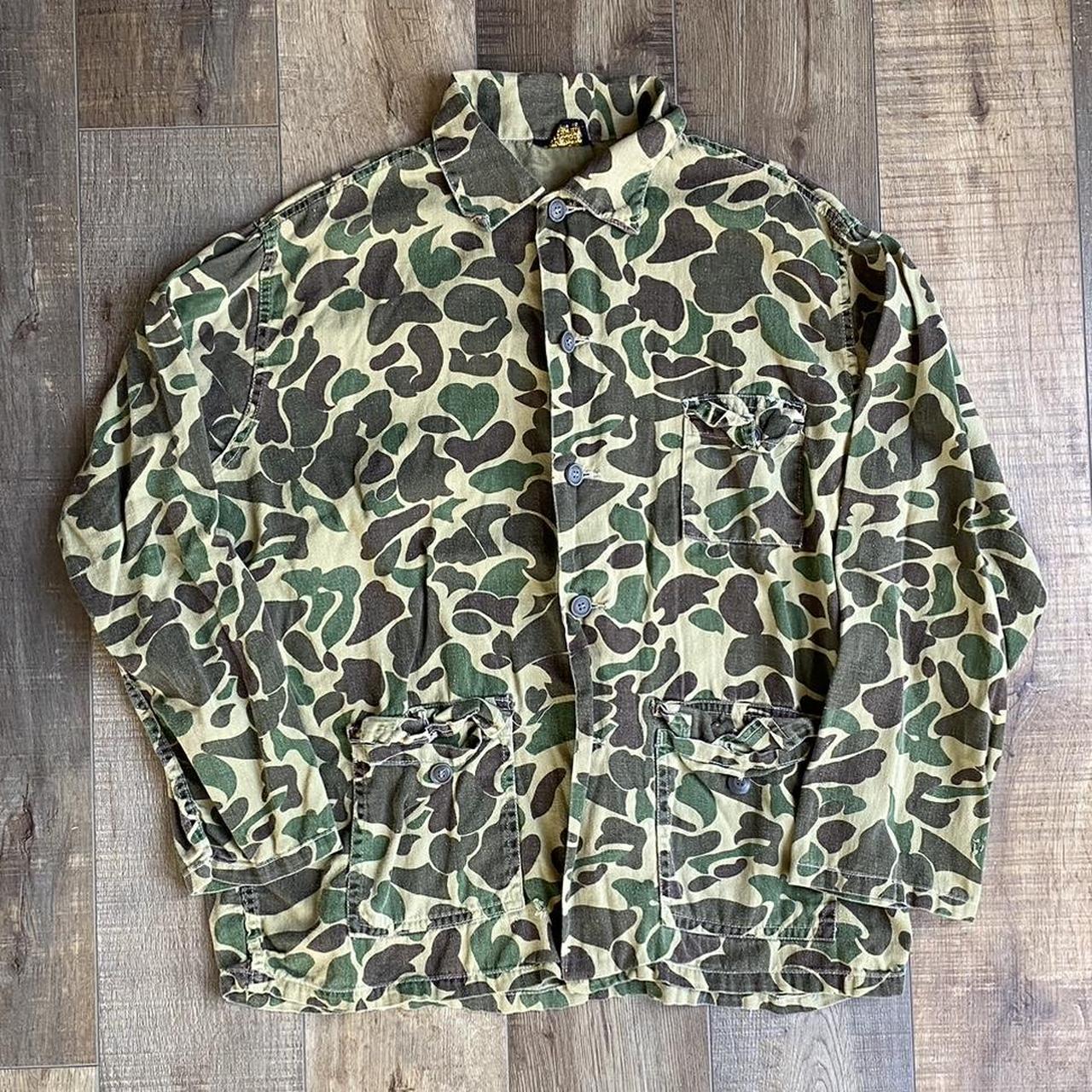 1990s CAMO BUTTON UP size - L great condition,... - Depop