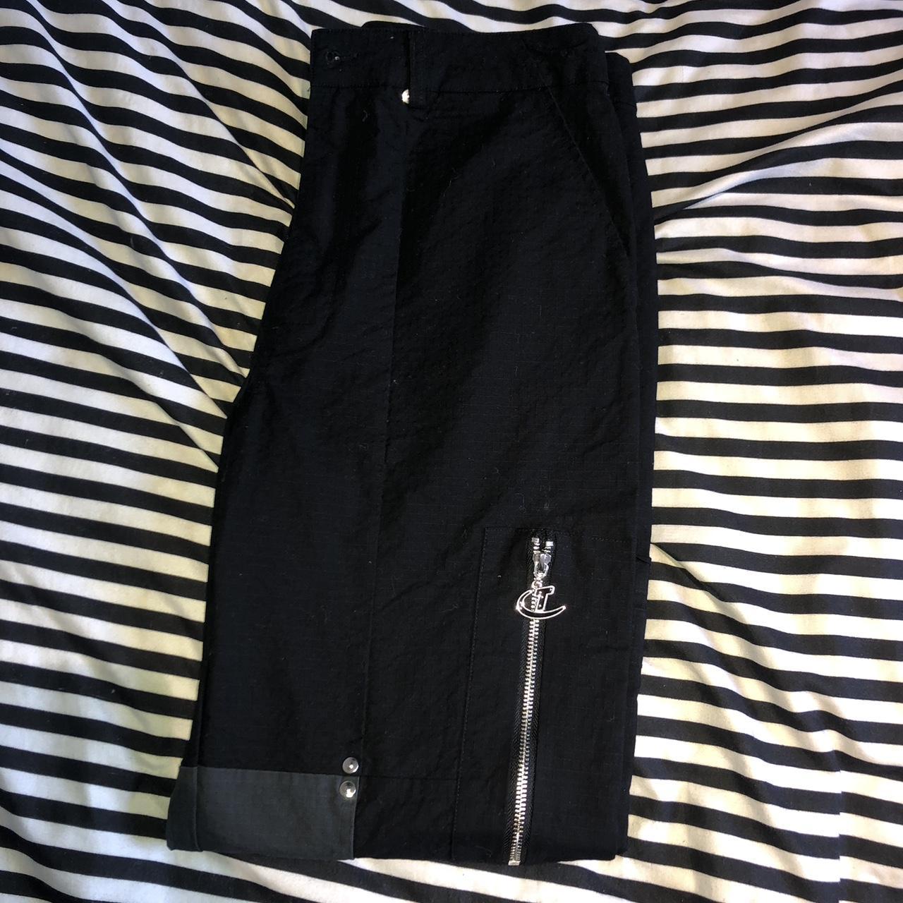 Trapstar cargo (dead stock) Selling as to big for me... Depop