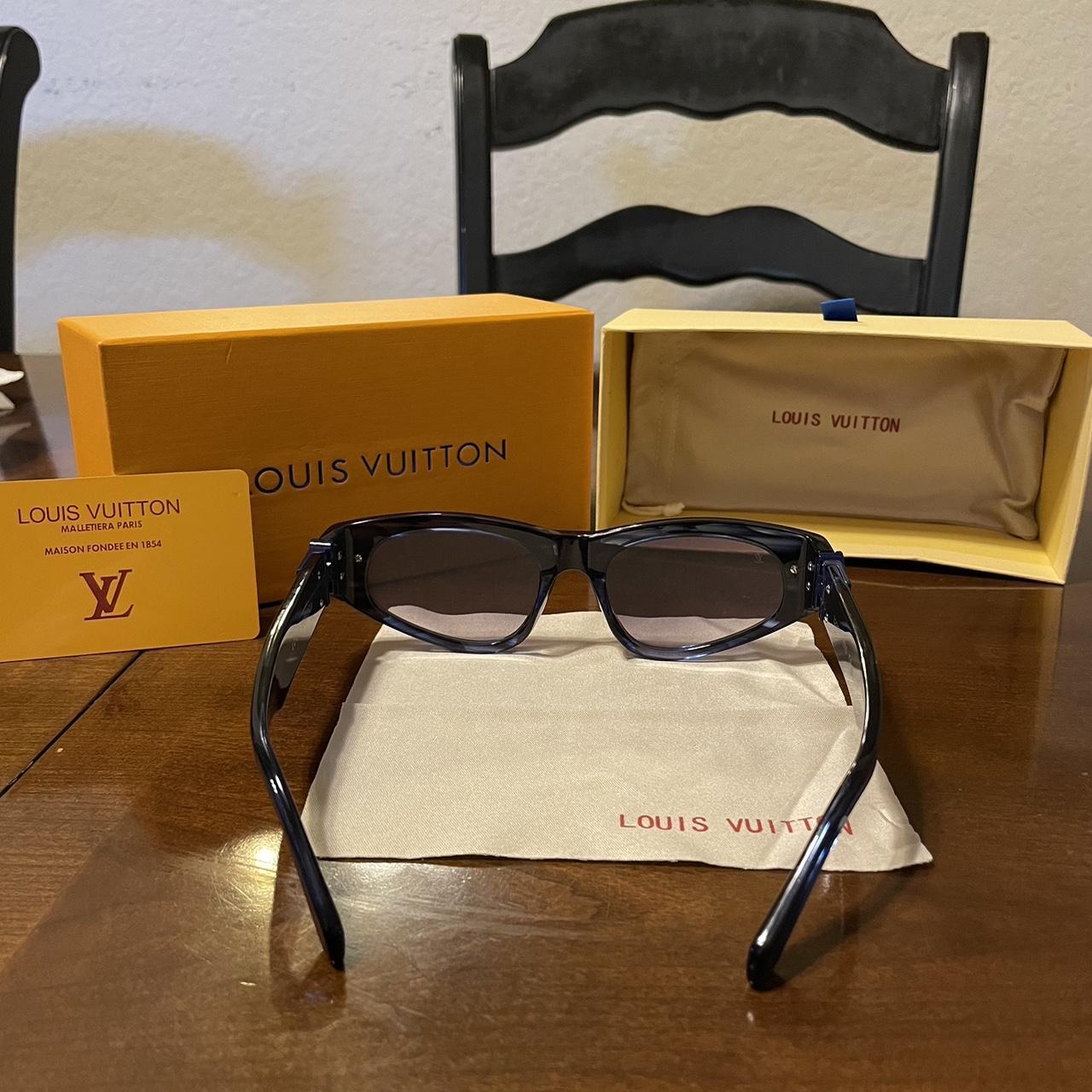 louis vuitton glasses box please dm for any - Depop