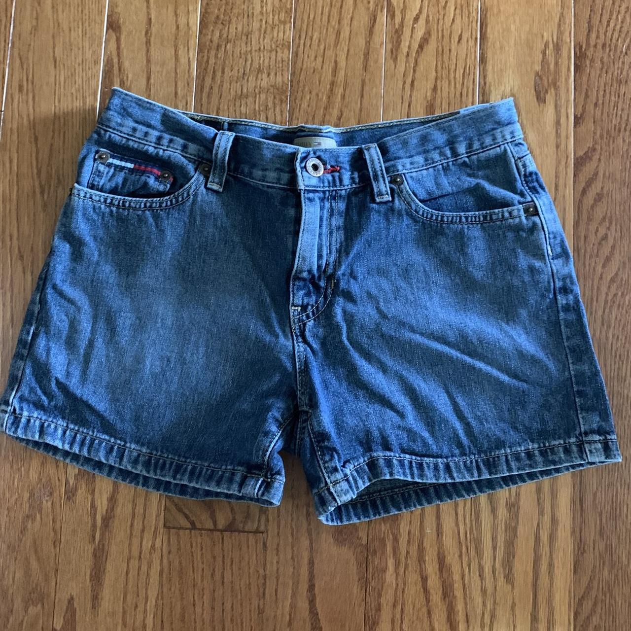 Tommy Hilfiger Women's Navy Shorts Depop