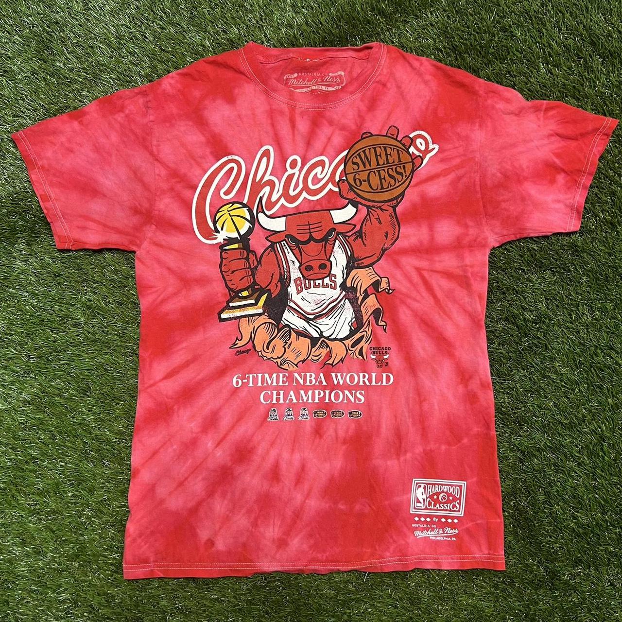 Mitchell & Ness Men's T-shirt - Red - M – Mitchell And Ness Chicago Bulls Hardwood Classics …