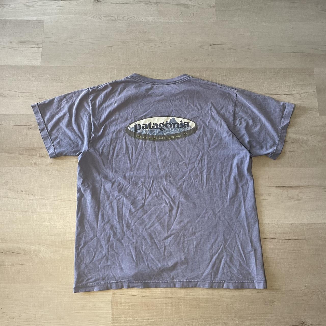 mens Patagonia shirt tag ripped, fits large - Depop