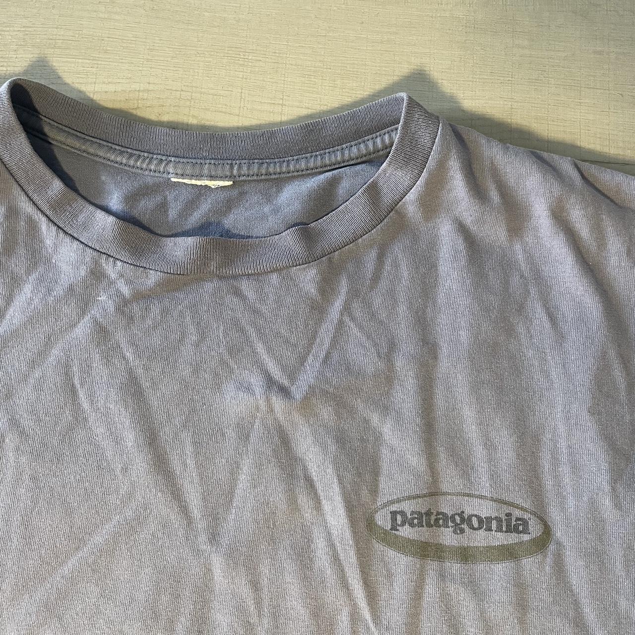 mens Patagonia shirt tag ripped, fits large - Depop