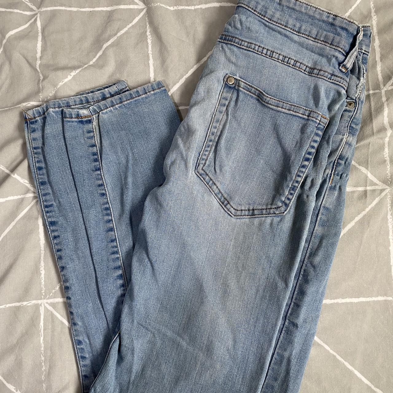 Blue skinny comfortable jeans, with light sigs of... - Depop