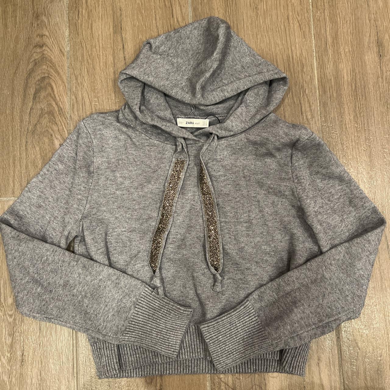 Zara Women's Grey Hoodie | Depop