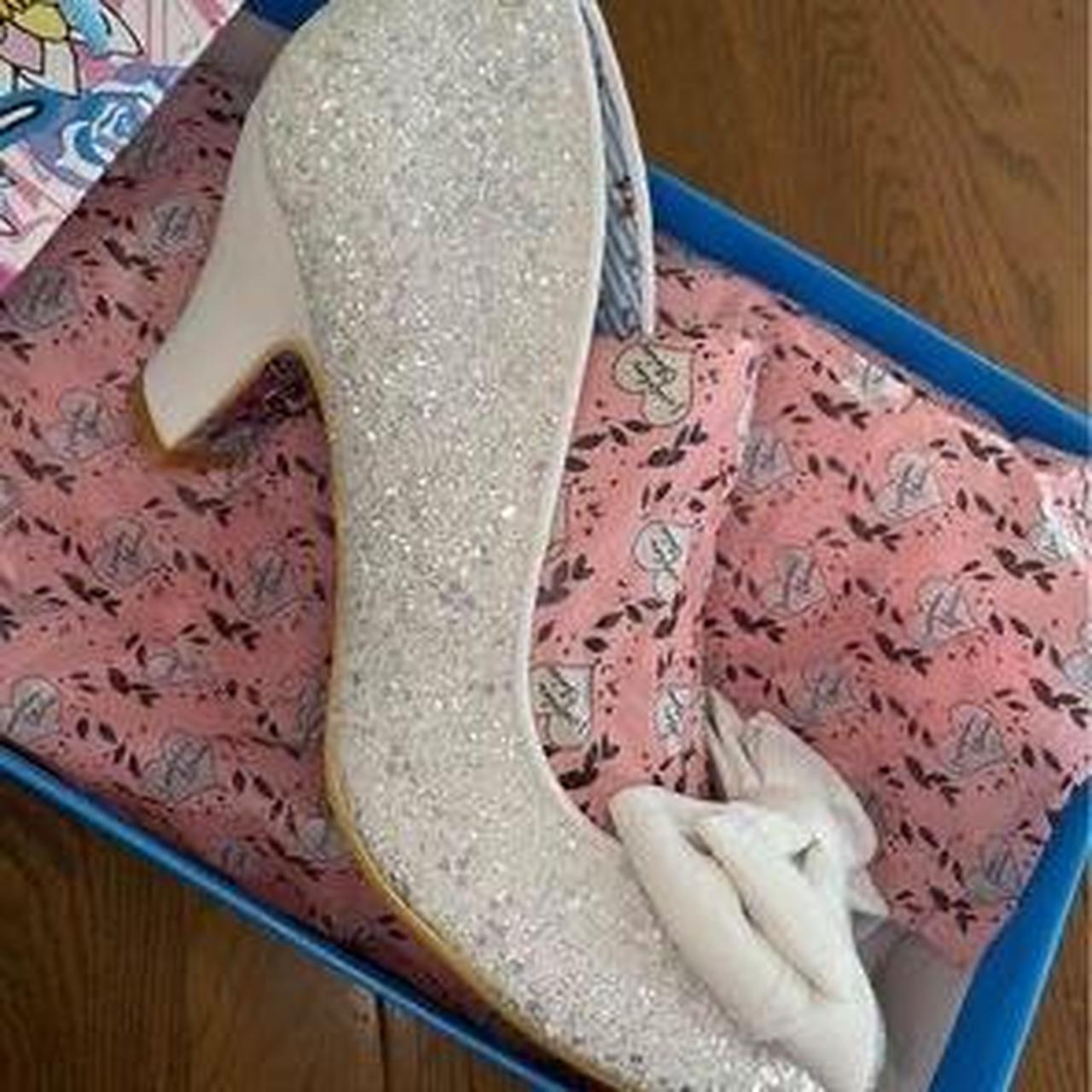 Irregular choice sale ban joe white