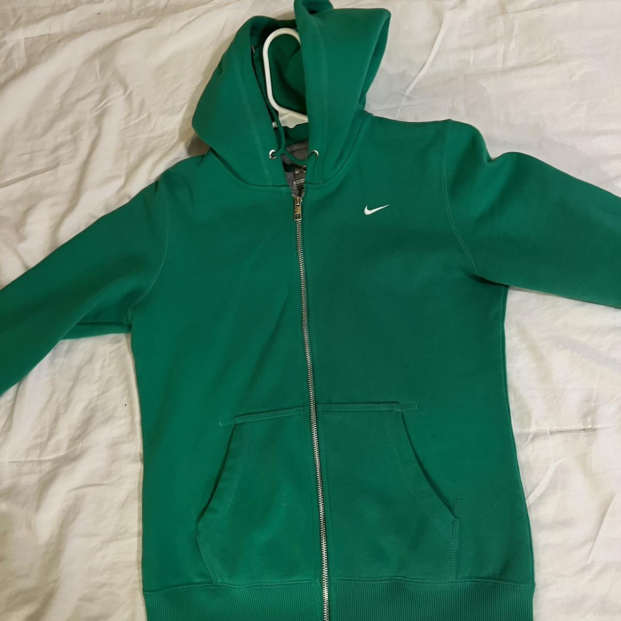 mens nike green jacket