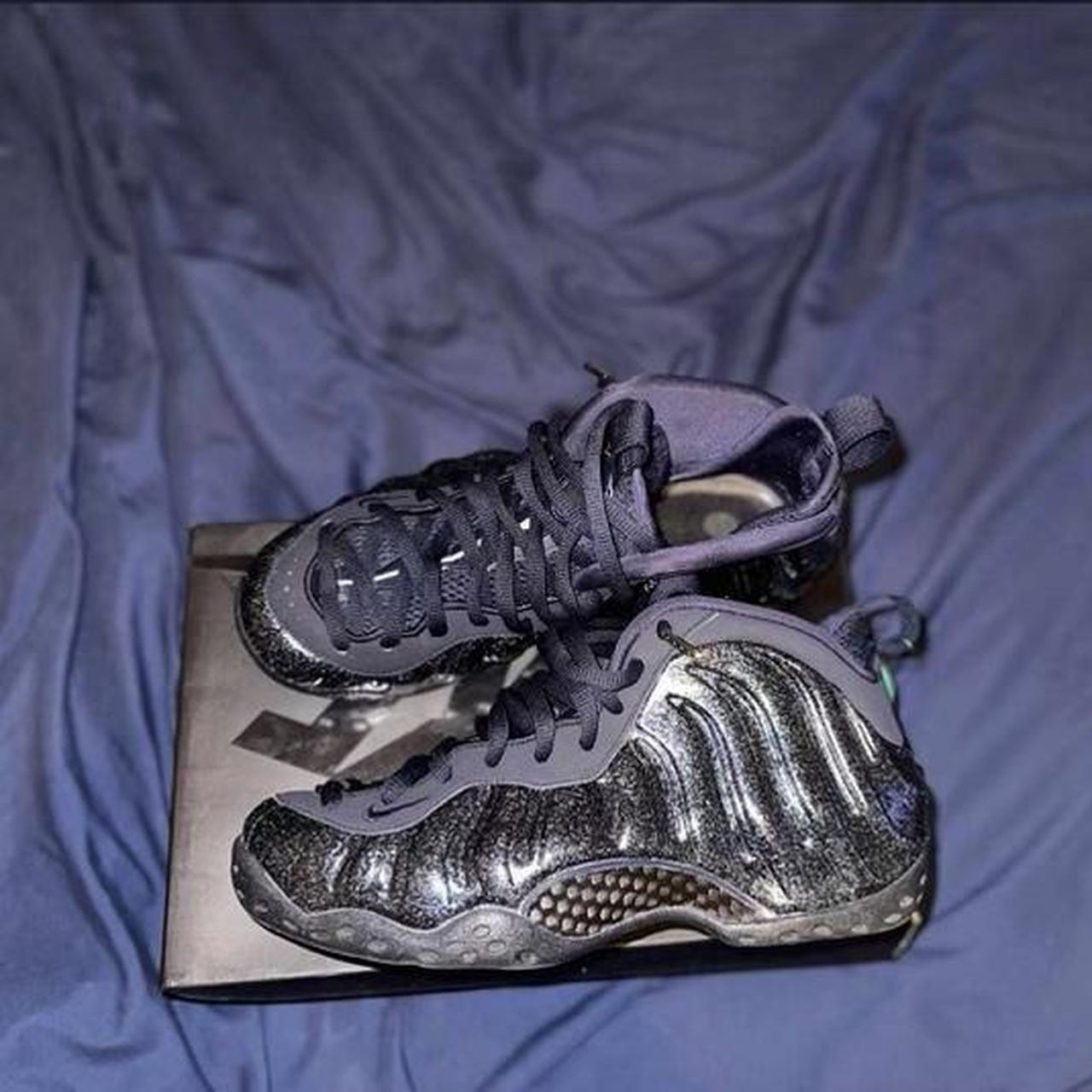 obsidian glitter foamposite
