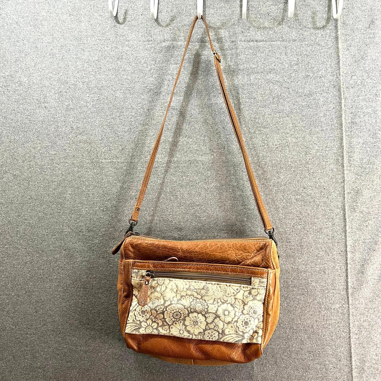 Sasha & Sofi Crossbody Lite Brown Bag offers the - Depop