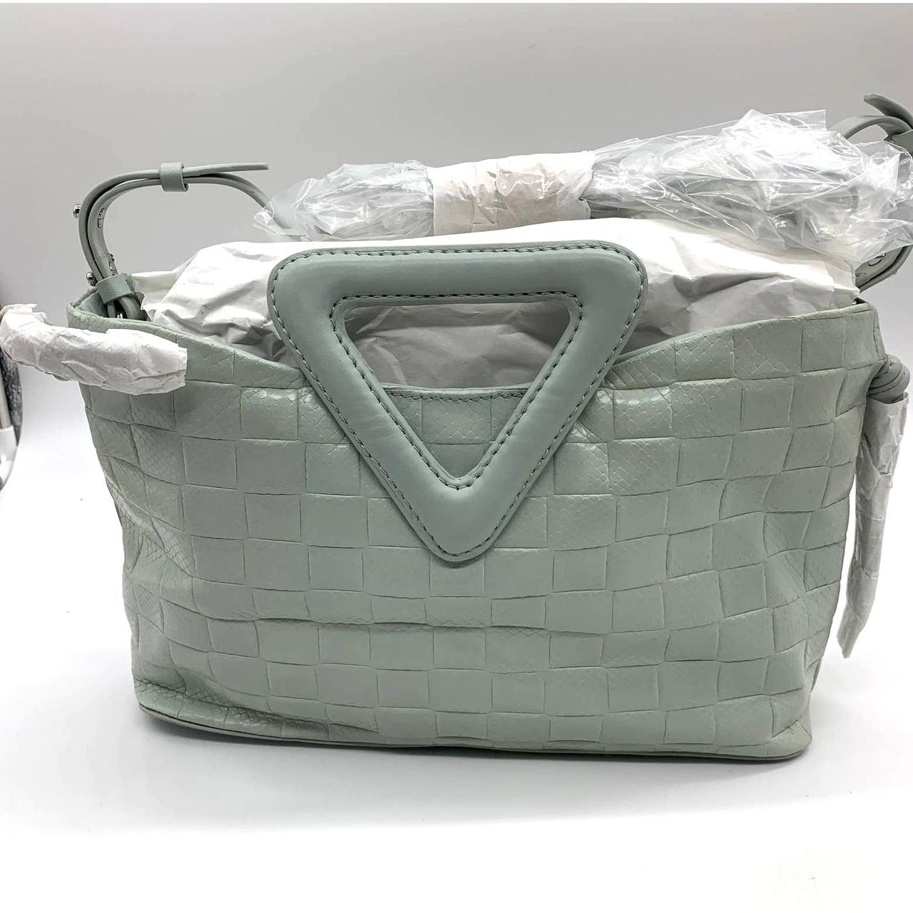 Vince camuto white discount handbag