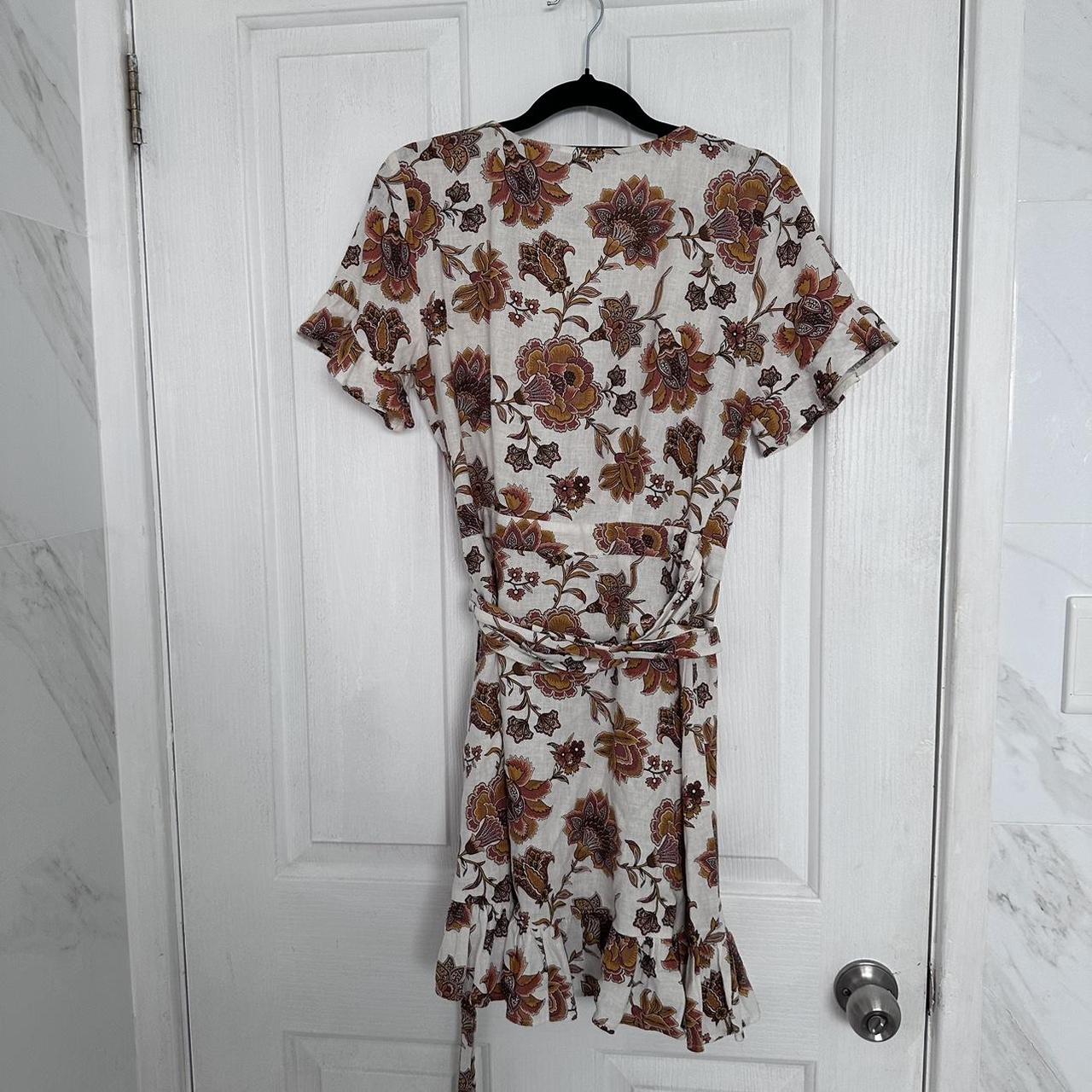 Tigerlily Aliki Dress Wrap dress Size 8