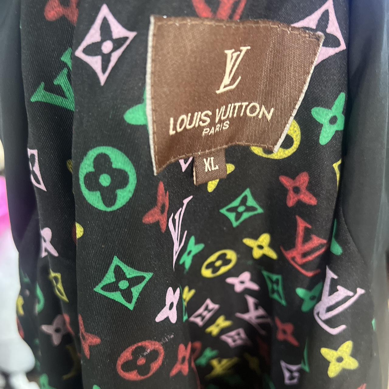 Genuine Louis Vuitton silk trench coat Perfect - Depop