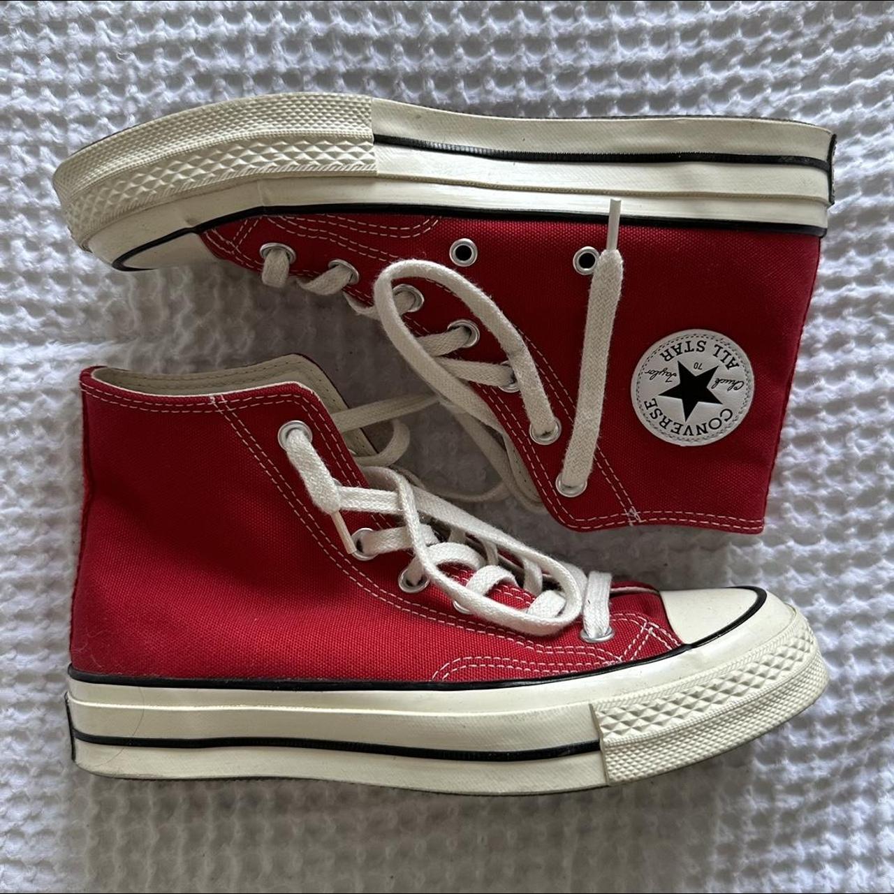 Converse Women's Red and Cream Trainers | Depop