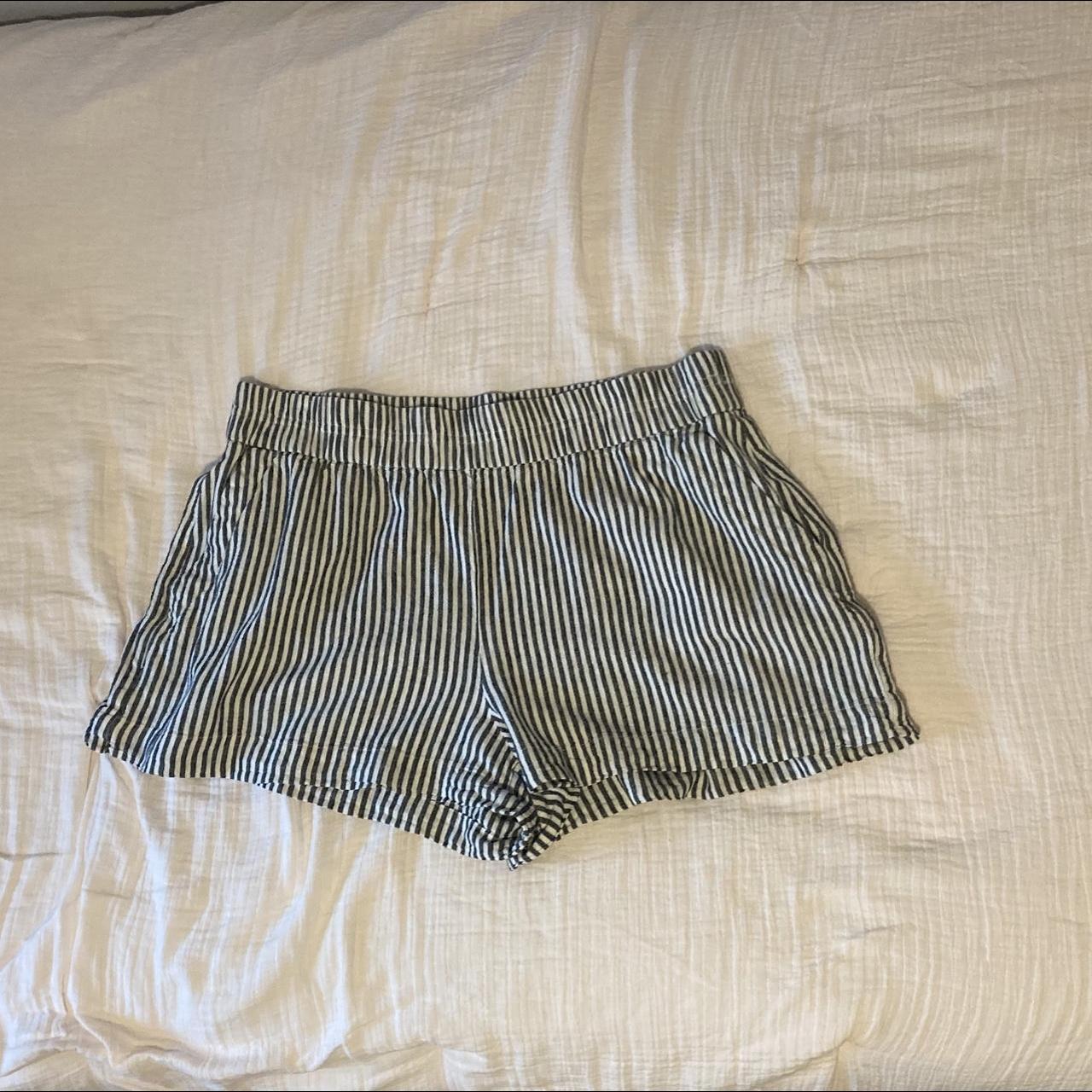 Grey and White Striped Shorts - These shorts are... - Depop