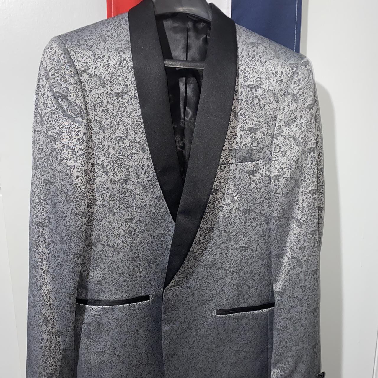 Egara on sale dinner jacket