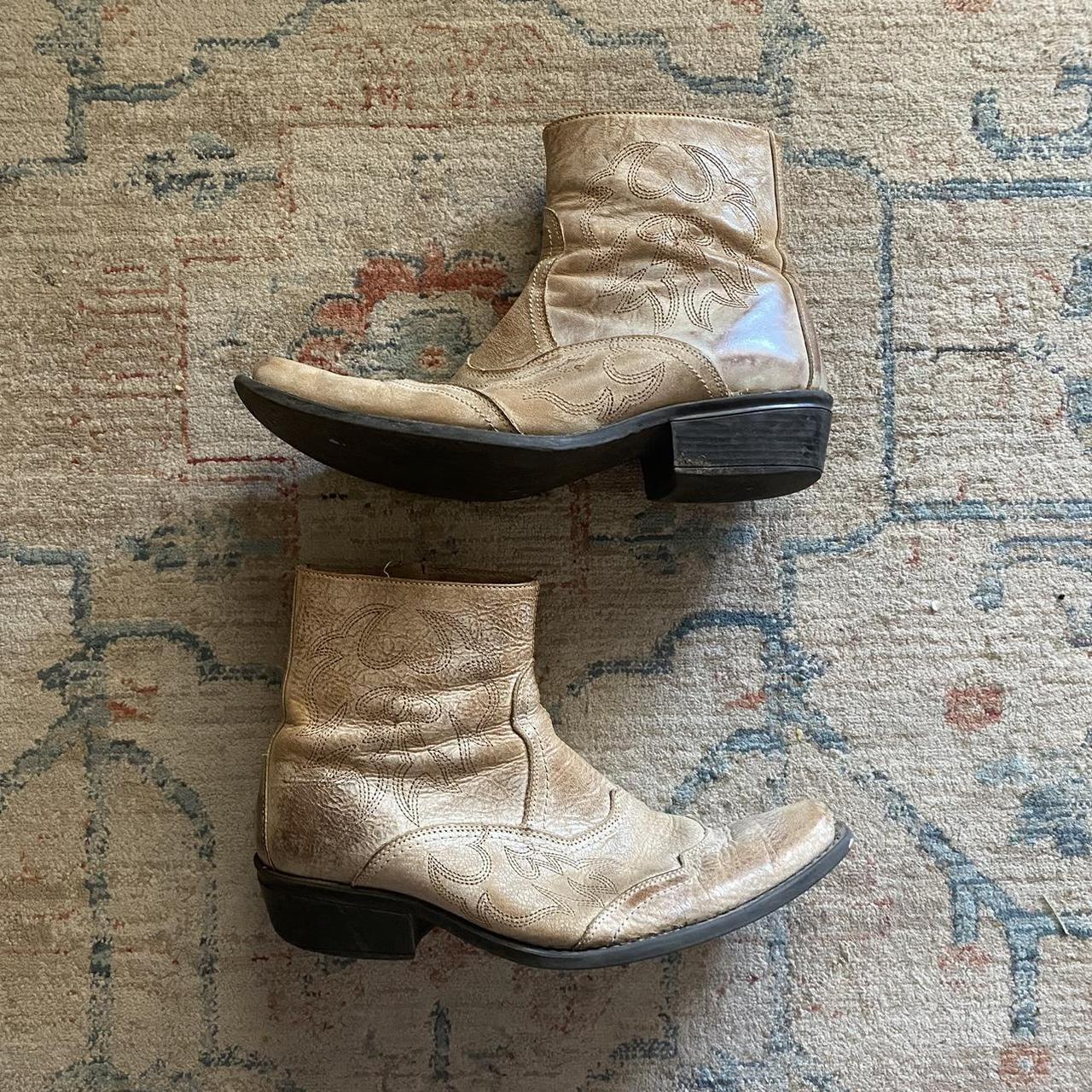 western tan boots