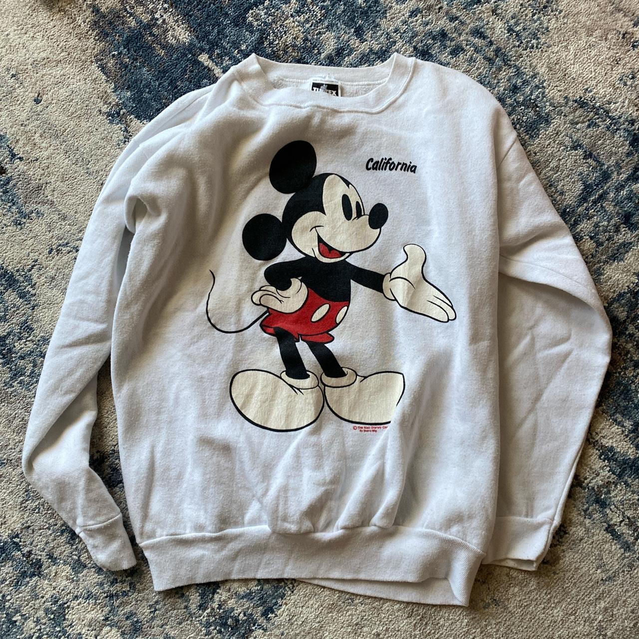 adorable vintage Disney sweatshirt Size Large - Depop