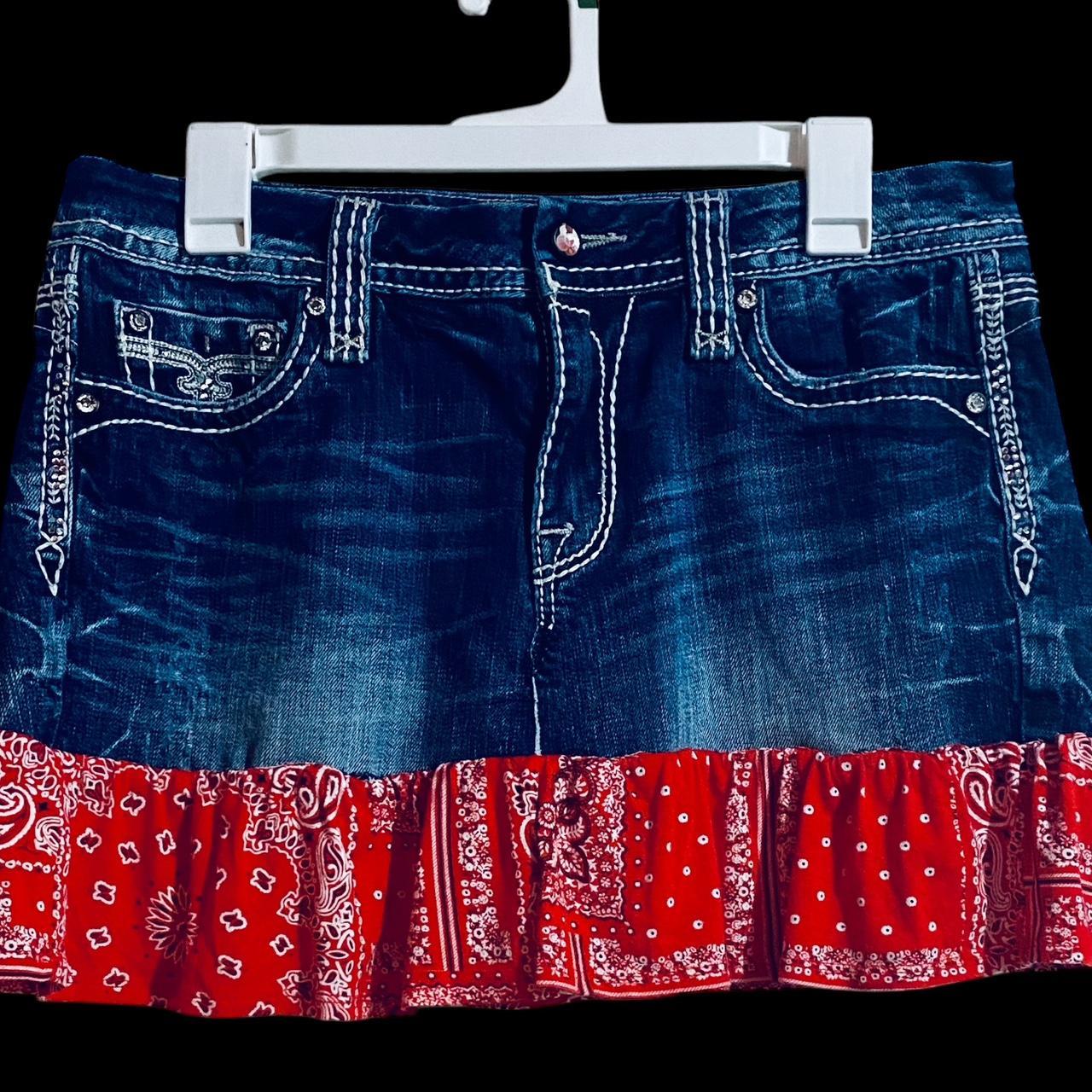 item listed by stayspookyshop
