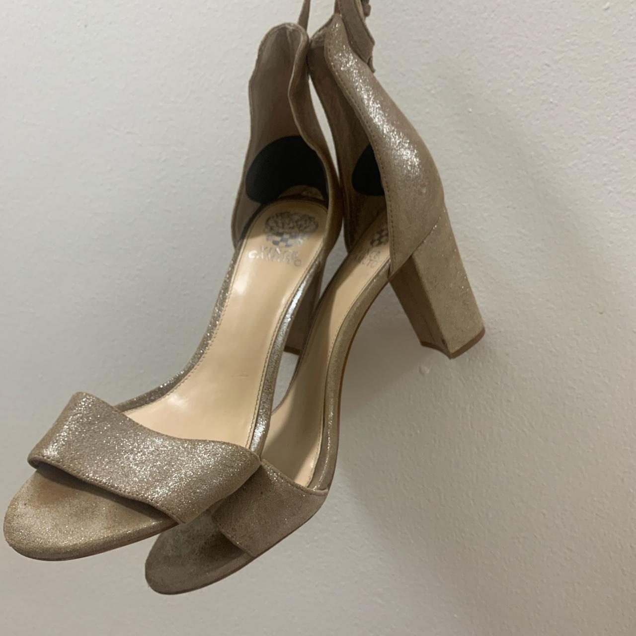 Size 11 Vince Camuto sparkly gold/silver heel - Depop