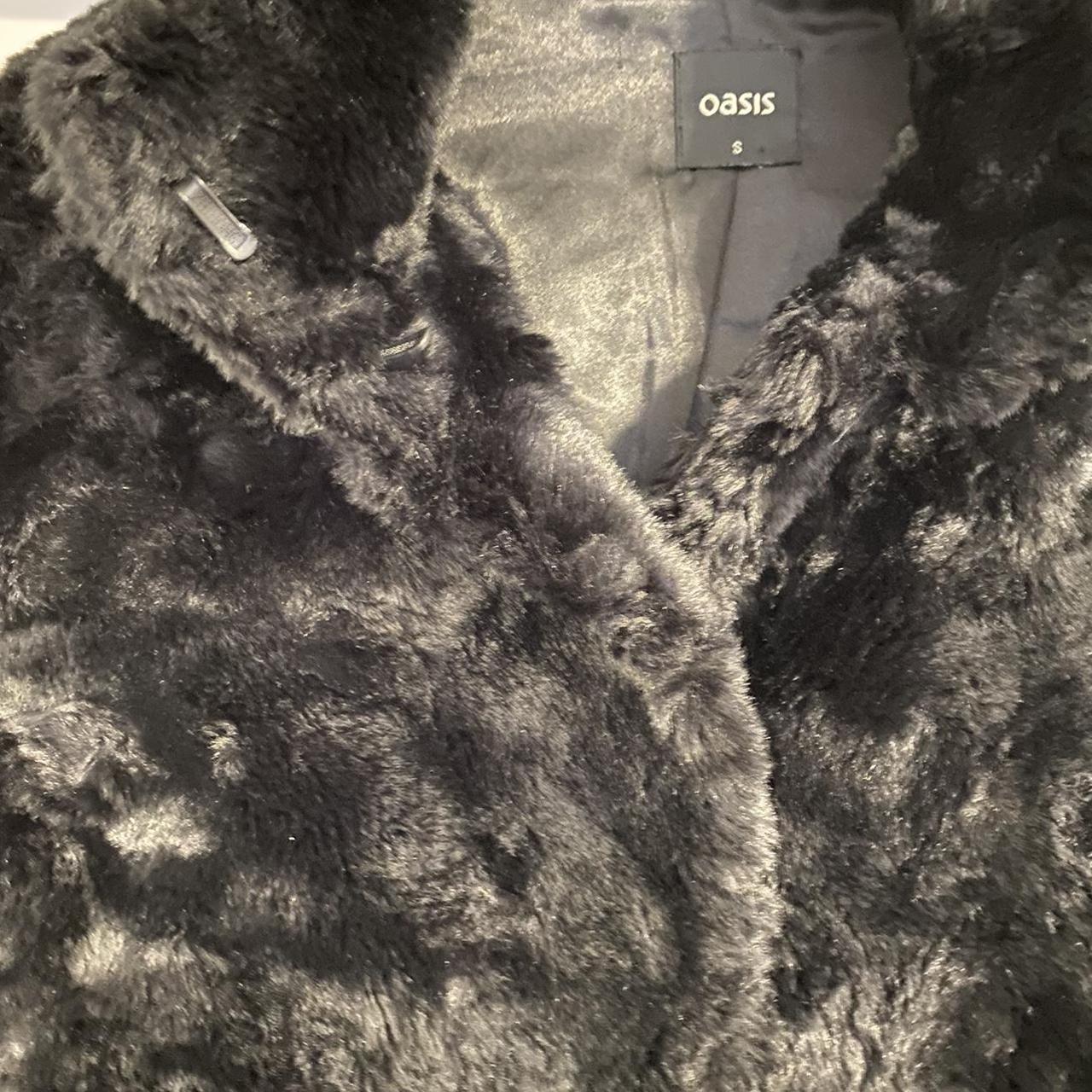 Oasis Women's Black Coat Depop