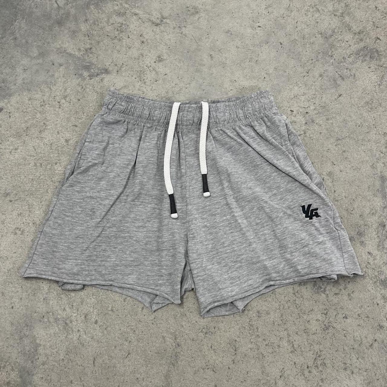 item listed by findsbykoz