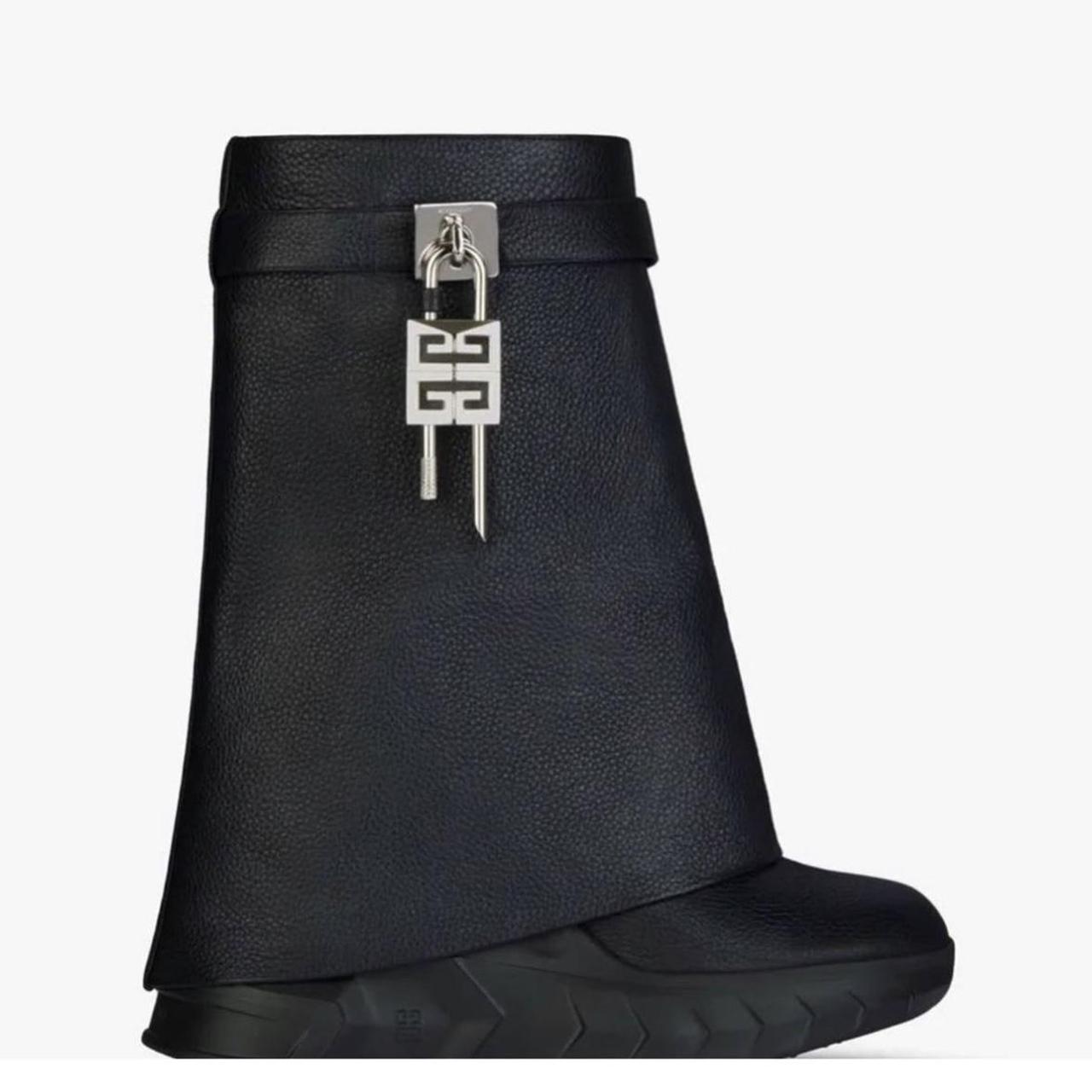 Givenchy hot sale zipper boots