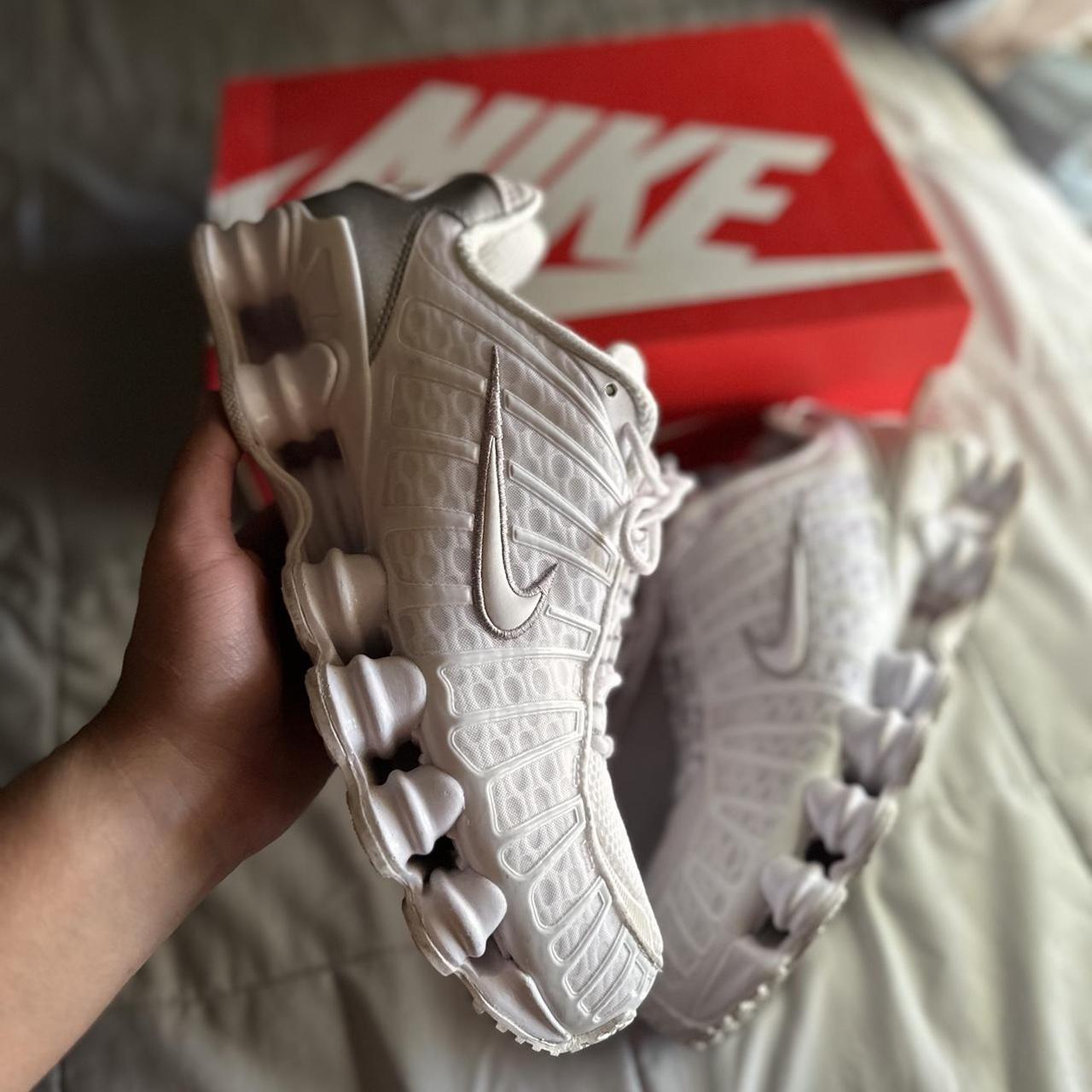 mens white nike shox